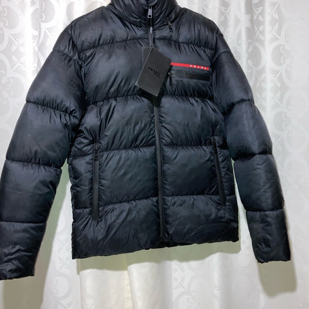 Prada- PUFFER DOWN PRADA JACKET  (RE-NYLON) Colour - NERO